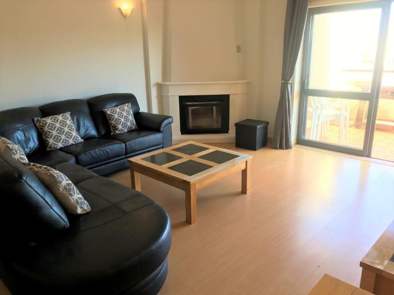 The Hoffy Beach Apartment Lagos Exteriör bild