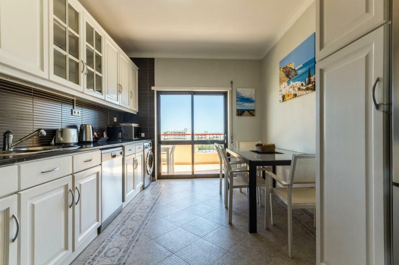 The Hoffy Beach Apartment Lagos Exteriör bild