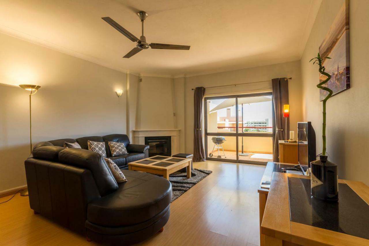 The Hoffy Beach Apartment Lagos Exteriör bild
